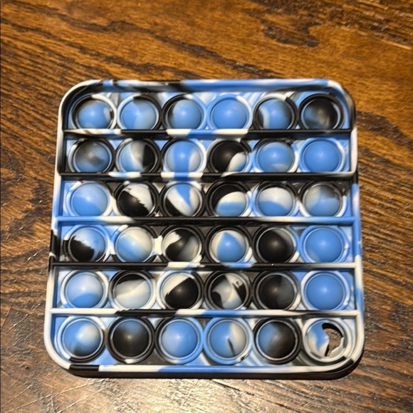 Set of Three Pop It Fidget Toys - Picture 7 of 9